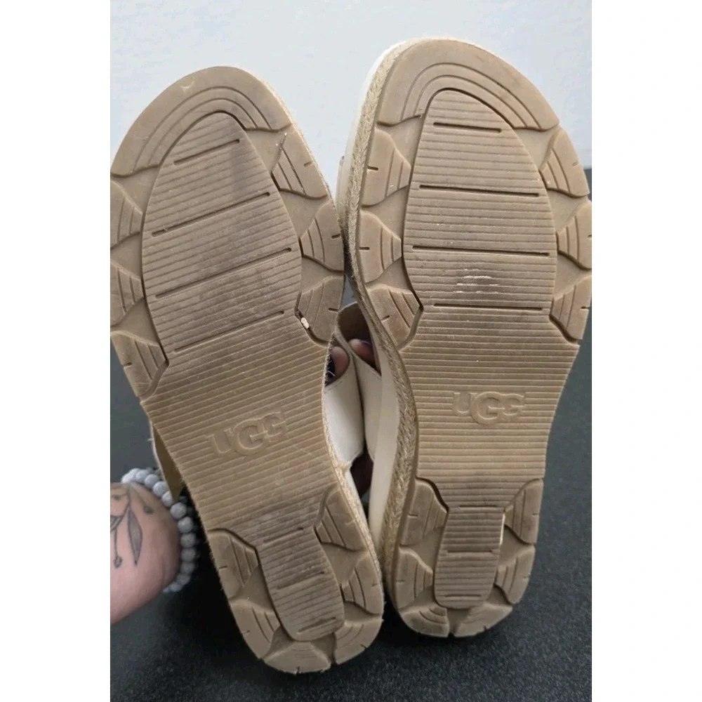 UGG Women 9 White April Espadrille Wedge Platform Buckle Sandals Coastal Cottage